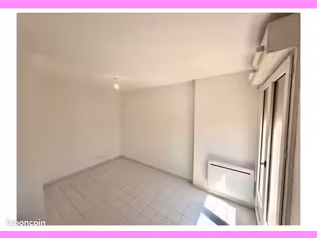 studio 1 pièce 22 m²