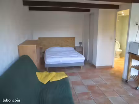 studio meublé de 27m2 au calme bien isolé