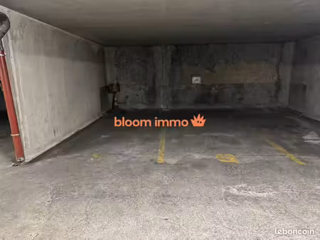 parking/box 12 m² chambéry