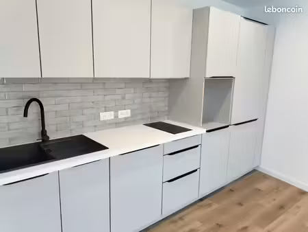 appartement t2 refait neuf