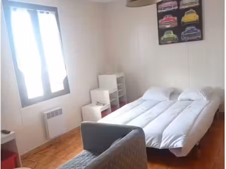 appartement meublé en centre ville de livron - 30m2
