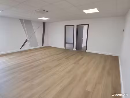 t3 76 m² – grande pièce de vie 41 m² – 2 chambres – climatisation – niort