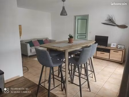 t2 meublé à bois de nèfles saint-denis –
