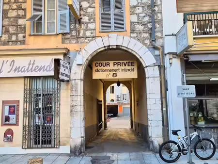parking nice centre rue delille
