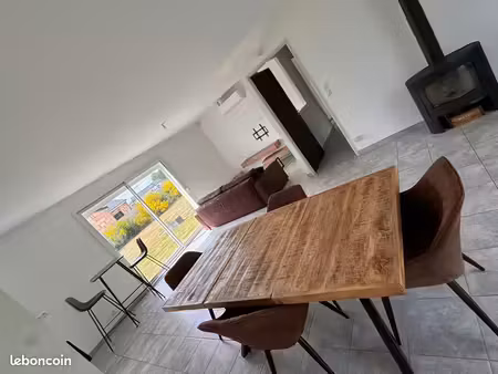 maison contemporaire meublée de plain-pied - 81m2 - jardin 700m2 - garage
