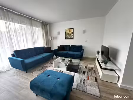 appartement 3 pièces 80 m²