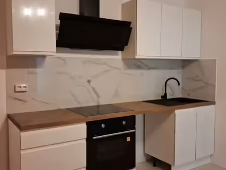 à louer – bel f2 rénové de 56 m² – bellevue