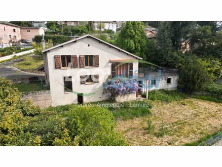 maison à restaurer entièrement avec vue panoramique  le tout