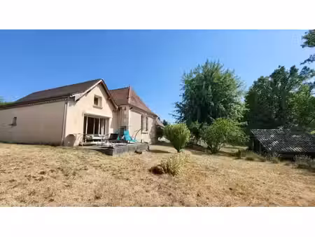 vente maison 5 pièces 102 m² à eyraud-crempse-maurens (24140)  180 000 €