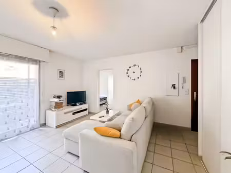 location appartement 2 pièces 47.29 m² à mont-de-marsan (40000)  550 €