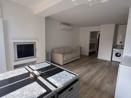 appartement 35 m2 vue marina meublé équipé