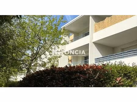 auray – secteur gare | charmant t3 en rez-de-jardin avec terrasse  jardin et parking
