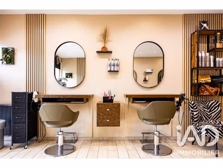 vente esthétique  coiffure 92 m²