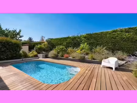 vente maison 7 pièces 172 m² à la roche-blanche (63670)  464 000 €