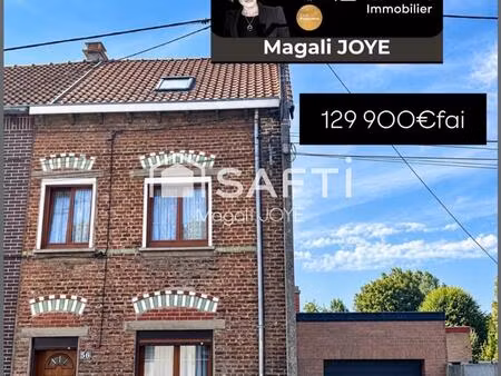 maison de ville avec 2 garages et 2 places de parking