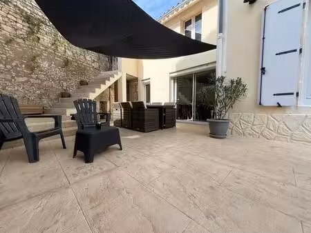 lucon quartier marche couvert et piscine maison de caractere bourree de charme avec annexe