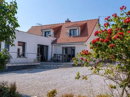 maison familiale sur terrain de 1700 m²  sans vis-à-vis