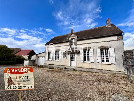 maison de village avec dépendance sur 1248 m2 clos