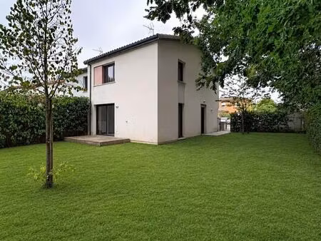 t5 avec 4 chambres