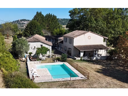 maison de campagne de charme avec maison d’amis  piscine et vues panoramiques