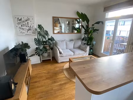 location meublée appartement 2 pièces 30.53 m² à asnieres-sur-seine (92600)  1 199 €