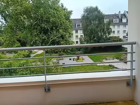 location appartement 2 pièces 43.2 m² à brest (29200)  640 €