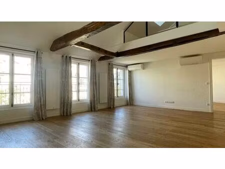paris 9e – superbe duplex climatise de 127 m² avec balcon