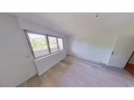 location appartement 3 pièces 67.16 m² à ecully (69130)  932 €