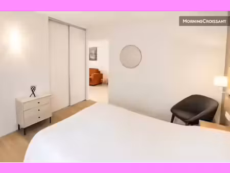 location meublée appartement 3 pièces 60 m² à sainte-soulle (17220)  1 400 €