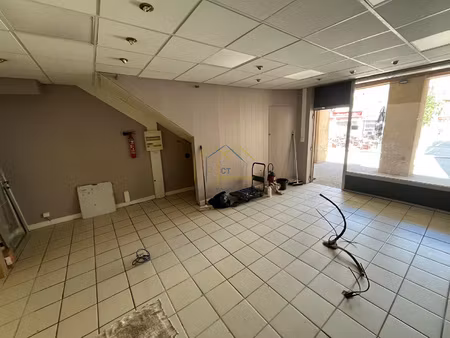 local professionnel de 29 m2 a louer