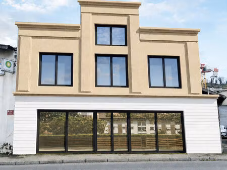 local commercial saint romain en gal 80 m2