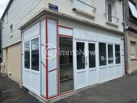 location bureaux et commerces à sourdeval (50150) : à louer / sourdeval