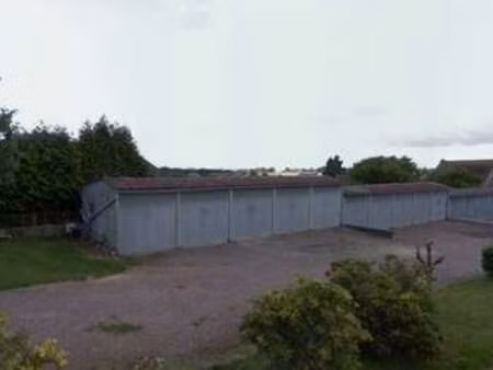 location garage box et parking à rots (14980) : à louer / rots