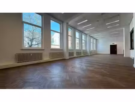 bureaux à louer dans une magnifique maison de maître au cen