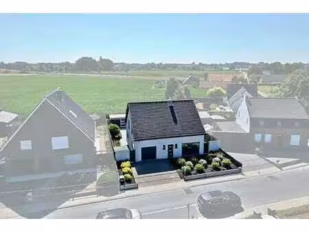lichtervelde - open bebouwing met 2 slpks en garage op pe...