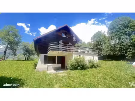 chalet 5 pièces 83 m²