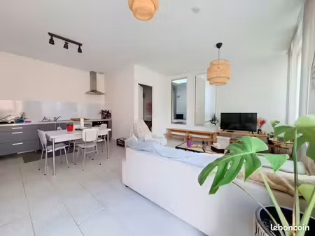 appartement 3 pièces 57 m²