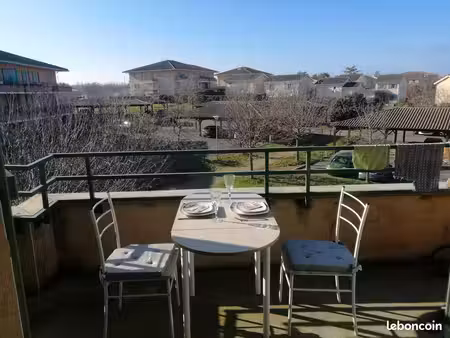 t1 terrace avec vue et cuisine individuelle