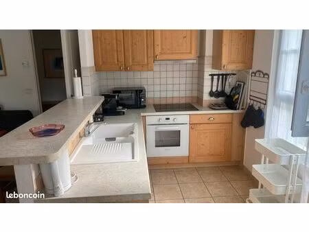 2 pièces meublé confort proche de la ville