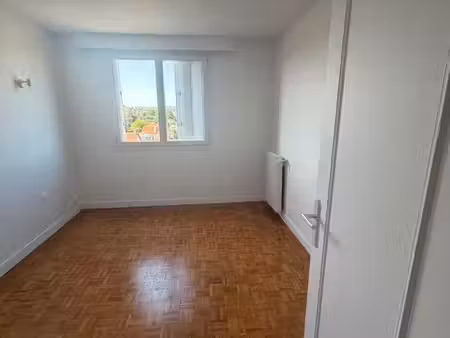 appartement 4 pièces 76 m²