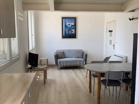 duplex meublé de 45m2 situé au pontet proche rocade dans résidence calme
