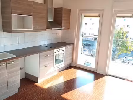 appartement 3 pièces 63 m²