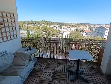location appartement 2 chambres vue tour magne