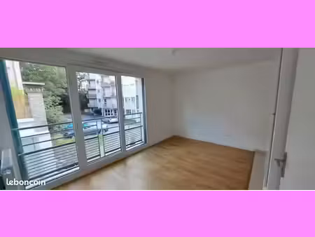 location studio 22m2 saint maurice 94410