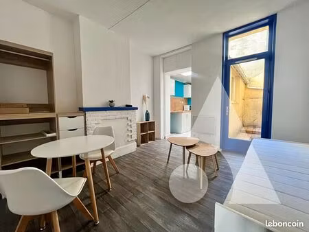studio 1 pièce 20 m²