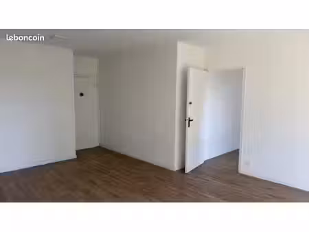 t2 50 m² + parking sécurisé – vandoeuvre-lès-nancy - proche vélodrome  facultés et chru