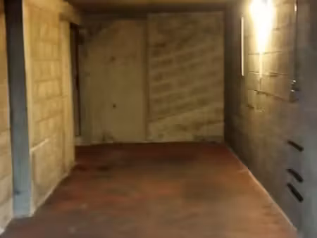 à louer – box de parking sécurisé – paris 7ᵉ