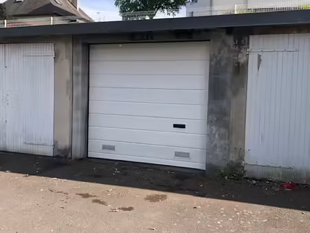 garage à louer