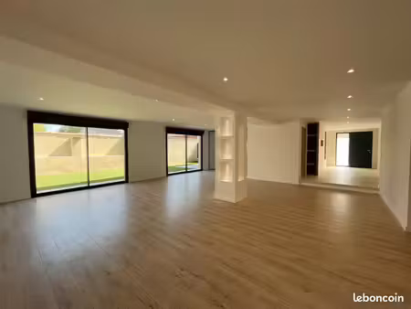 loft de 280 m² entierement renove - prestation de qualite
