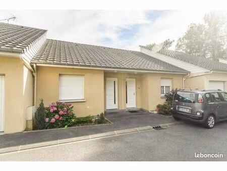 pavillon 96 m² nouzonville